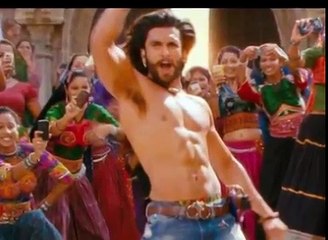 Kill Dil Star Ranveer Singh DROPS OFF his PANT in front of 200 girls