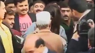 Pakistani Tharki Chacha Ayyan Ali pe Fida - Funny Video