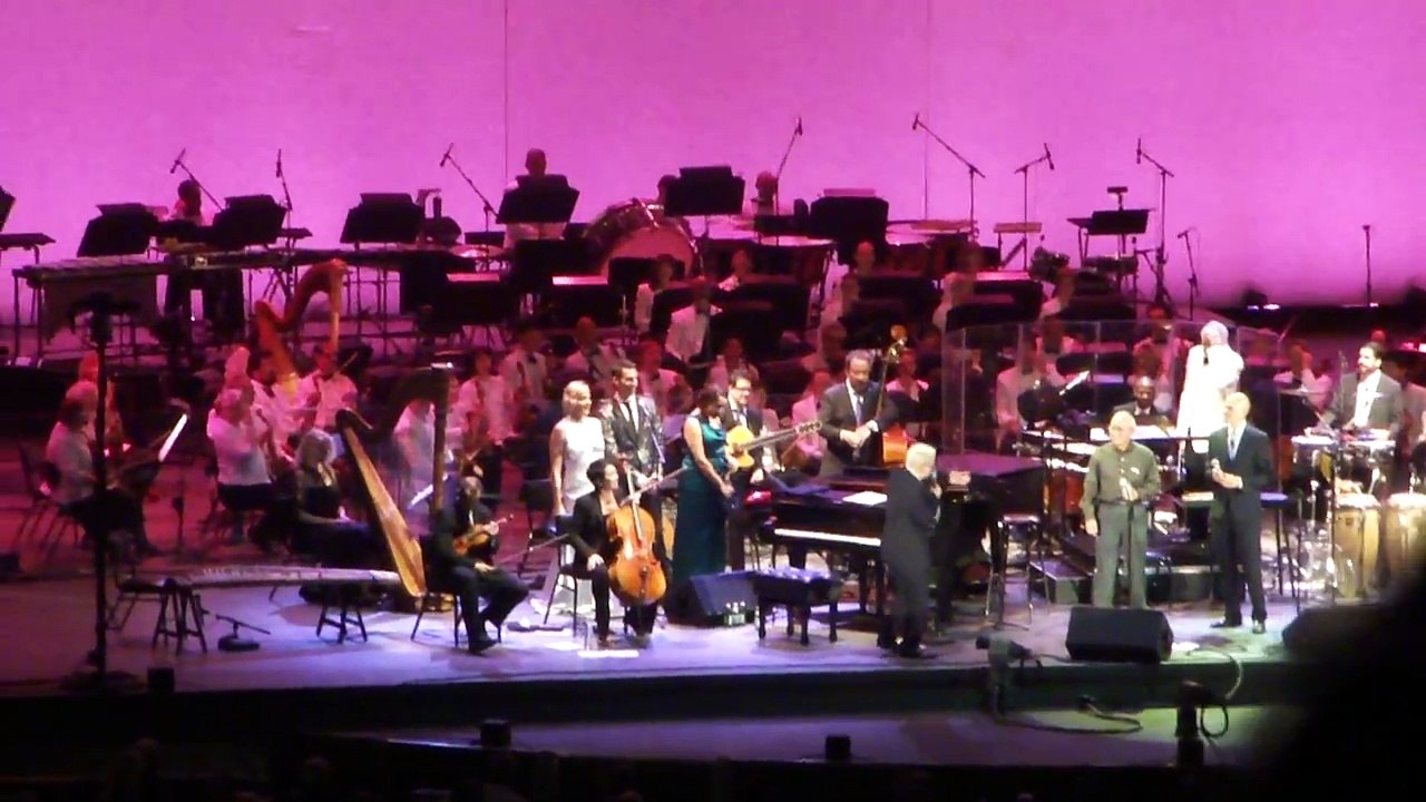 Pink Martini - Zundoko bushi - Hollywood Bowl 07/19/2013 - 7 of 10