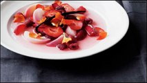 Recipe White peach and black plum fruit salad