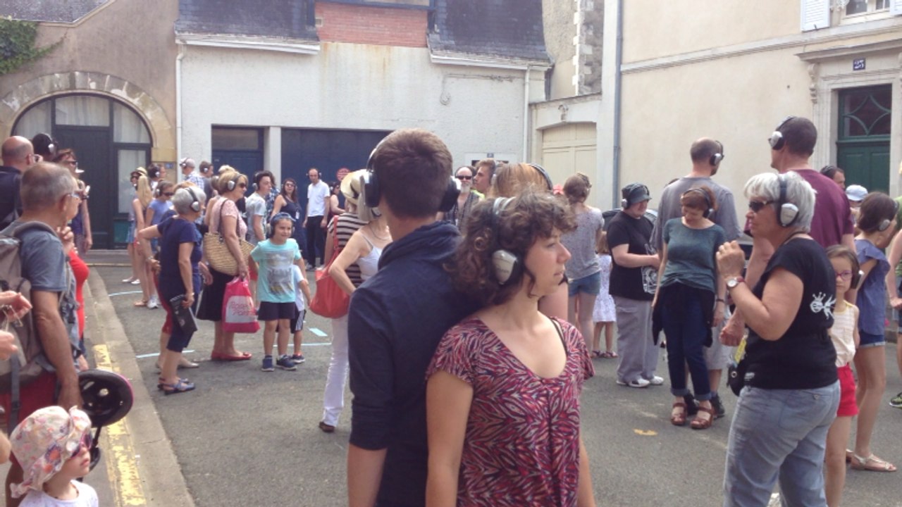 Affranchis : Happy Manif avec David Rolland chorégraphies