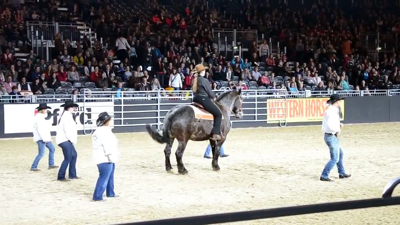 Dancing Horse