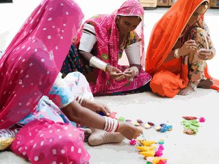 Paxxio is inviting female vendors to join and sale their products.