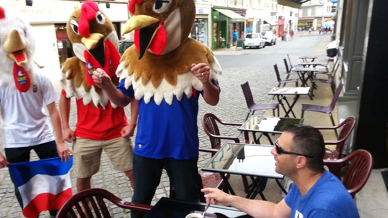 La Marseillaise improvisée des Poulets de Loué