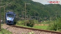 [0052] Japan Railways Type883 sonic JR九州883系ソニック