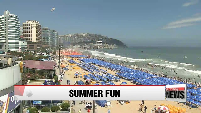 Tens of thousands of vacationers enjoy sweltering Saturday at east coast beaches