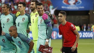 Cristiano Ronaldo take selfie with a ball boy (Portugal vs Wales) Euro 2016