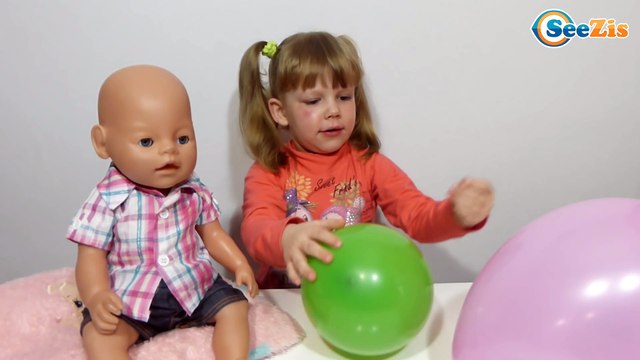 ✔ Беби Борн. Девочка Ника лопает шарики с сюрпризами. Видео для детей. Baby Born Doll ✔