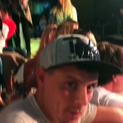 afrikantova_family Началось шоу - вот и Ваня хотел заманить Марину, а к нему сегодня придёт его любимая де