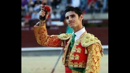 MUERE el TORERO VICTOR BARRIO  tras sufrir una CORNADA