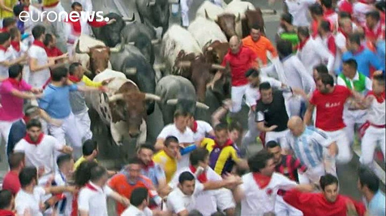 Mehr als ein Dutzend Verletzte bei Stierhatz in Pamplona