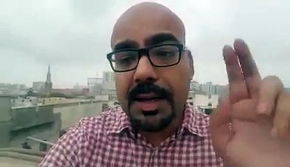 Junaid Akram badly criticizes Mamnoon Hussain and Raza Rabbani for laughing at the funeral of Abdul Sattar Edhi