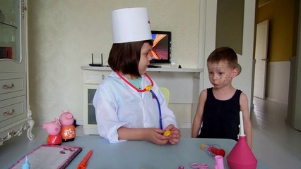 Лиза Врач, лечит Климу ветрянку _ Kid doctor