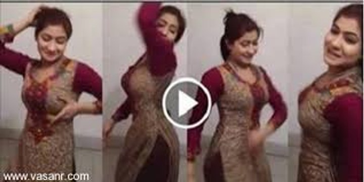 hot girl dance on Baby dool main sonain di