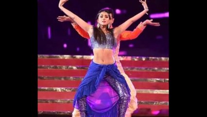 hot actress Shriya Saran Hot look in navel