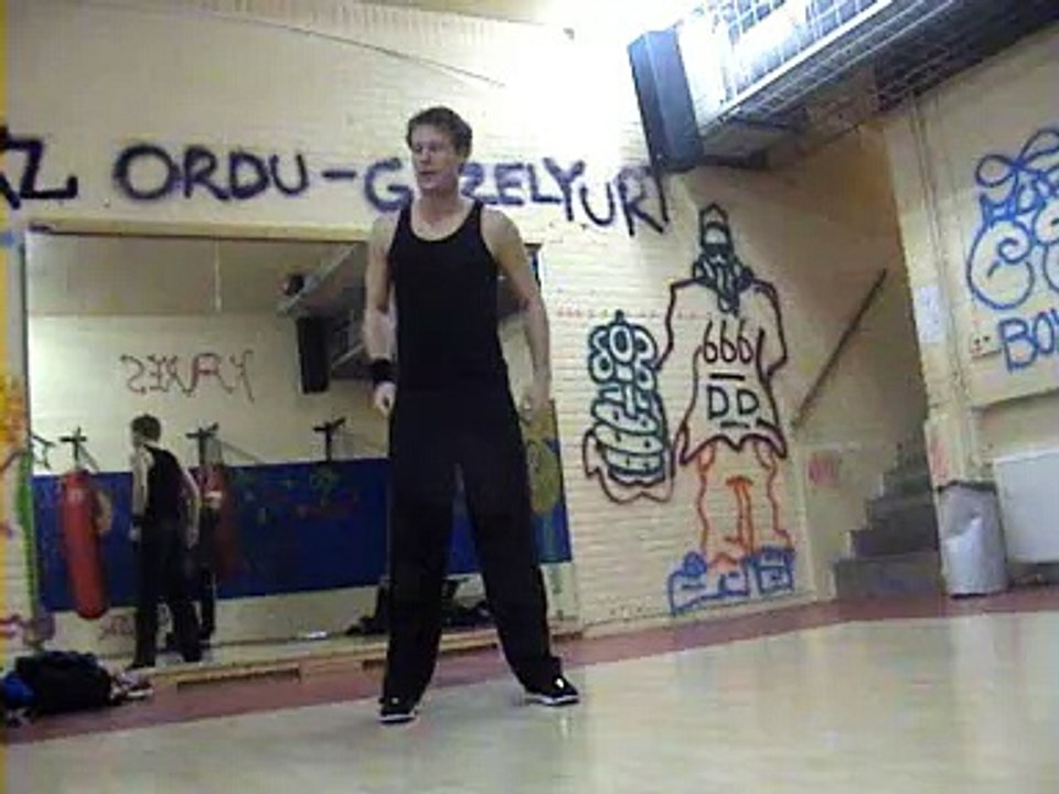 Bboy Morphs training 27-12-2007