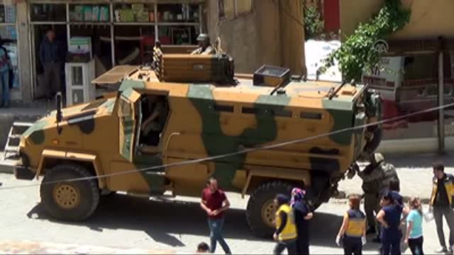 Şemdinli'de Terör Saldırısında 4 Asker Şehit Düştü, Bir Asker Yaralandı