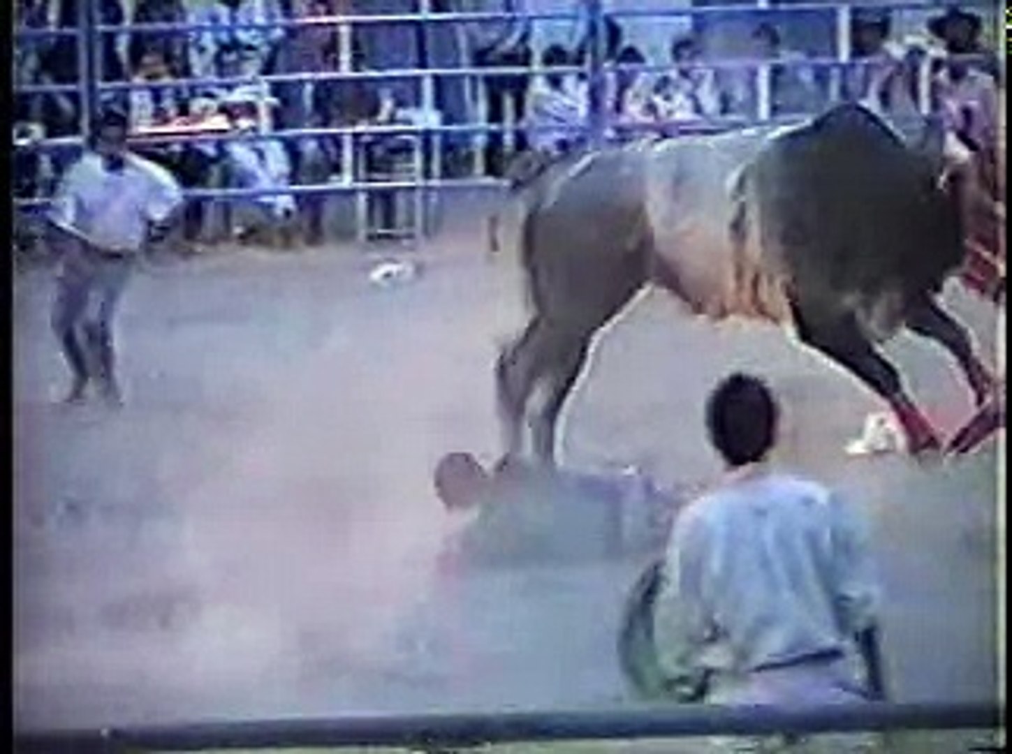 27 Muertes Del Jaripeo Dueto America Video Dailymotion
