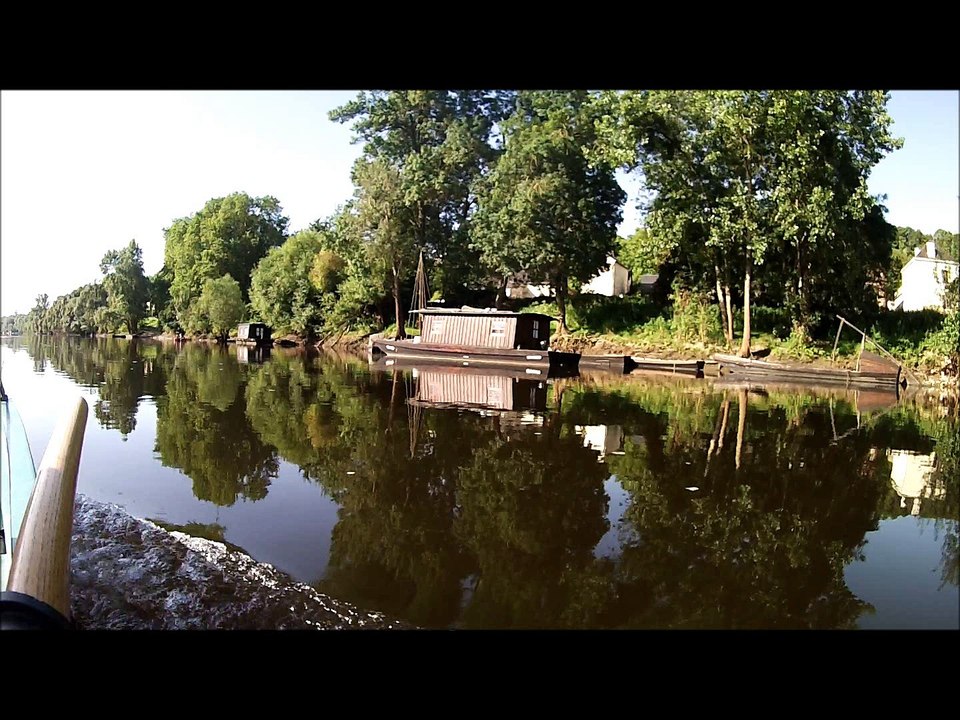 Pêche sur la Vienne en bateau...