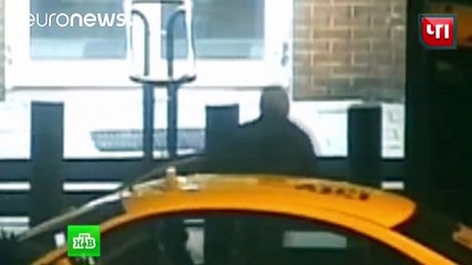 شريط فيديو يؤدي إلى أزمة دبلوماسية روسية-أمريكية