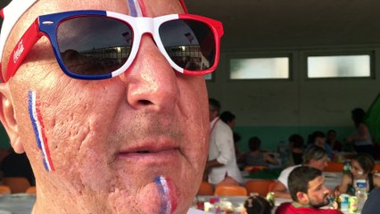 Didier mourait, supporter français qui vit le match chez les portugais