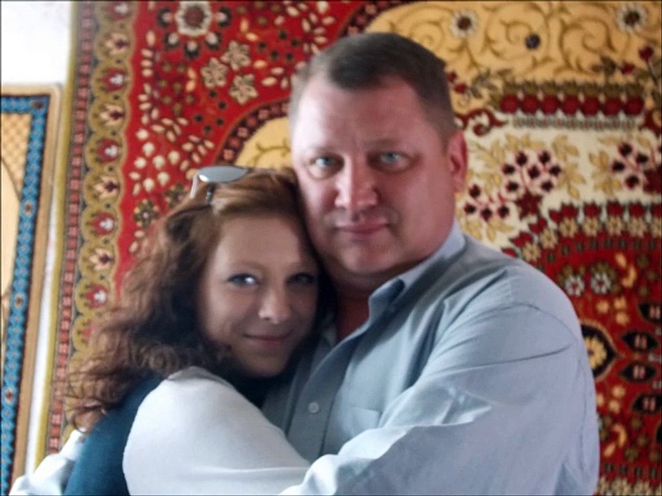 А дочка без отца росла