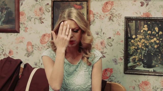 Как блондинка влюбилась в богатого грабителя — Смеялся до слёз!