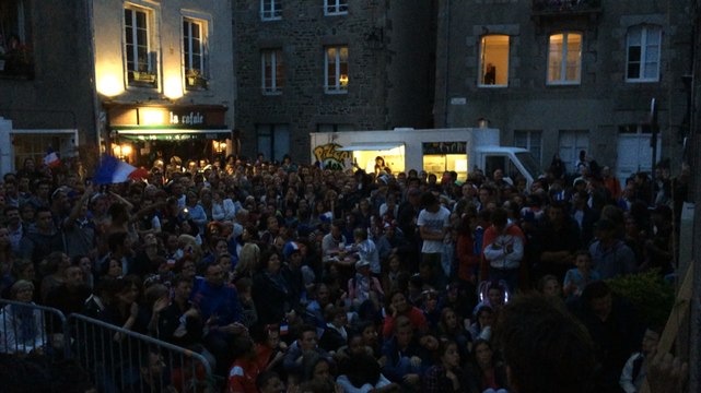 La Marseillaise résonne place Cambernon