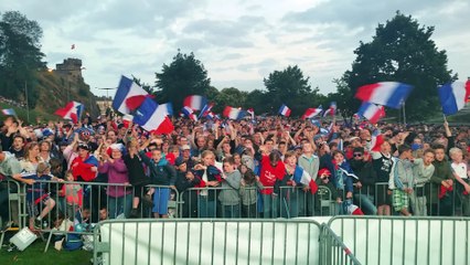 Supporter saint-lois à la mi-temps de la Finale France-Portugal (Euro 2016)