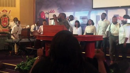 Praise Break at The Harvest Tabernacle Church - 7/10/16