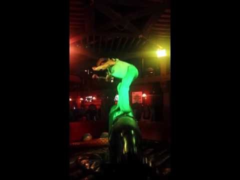 Mechanical Bull Rider Shows Unusual Technique