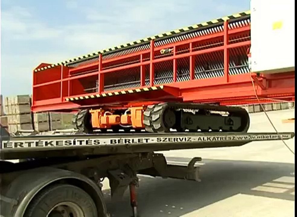 Privește cum se vor pune pavelele în România sau cum ne-am dori să se pună... Când vedem așa ceva la noi în țară?