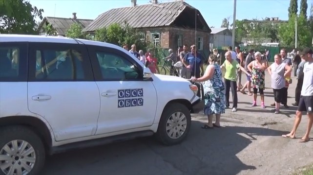 В Горловке местная вата напала на представителей ОБСЕ