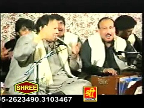 Jhoole Jhoole Lal Dum Mast Qalandar-Ustad Nusrat Fateh Ali Khan