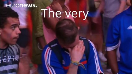 Un petit garçon supporter du Portugal réconforte un supporter de l'équipe de France en larmes... Adorable ! (vidéo)