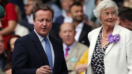 İngiltere Başbakanı Cameron, Wimbledon'da Yuhalandı