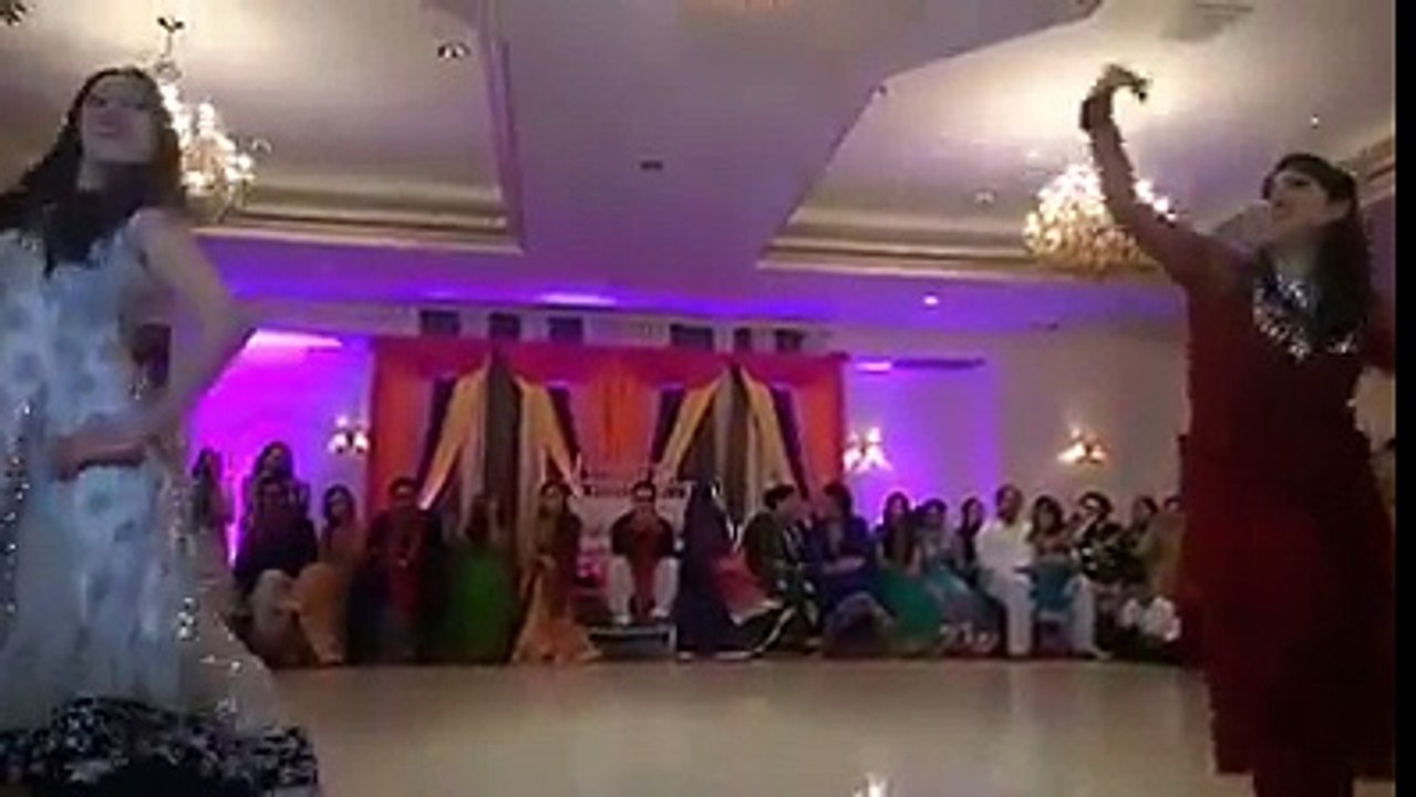 Mobile video shadi dance