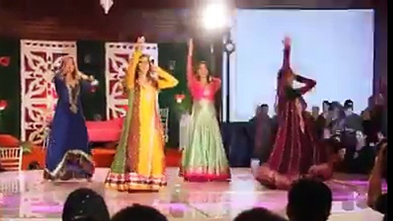 Mast Dance in shadi