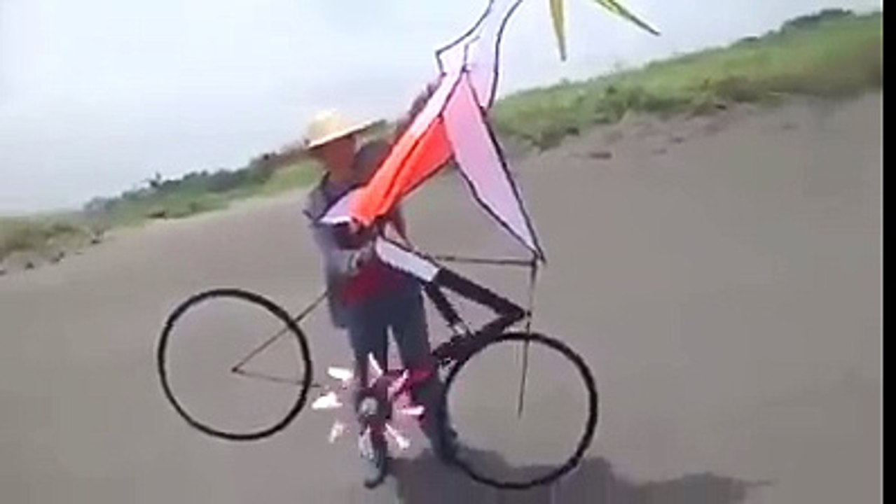 Full Time Mahol people got talent ..its a amazing kite