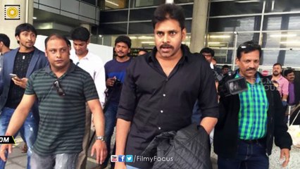 Pawan Kalyan Standing in Queue-London Airport -Trendviralvideos