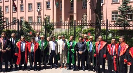 Yüksek Yargıdaki Düzenlemeye Bazı Üyelerden Protesto