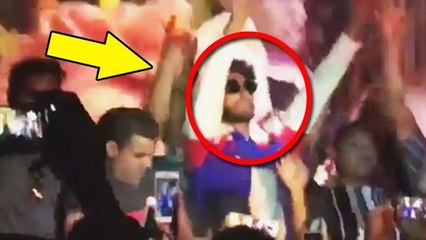 Ranveer Singh's CRAZY DANCE On Salman Khan's Sultan Song In Paris Theater