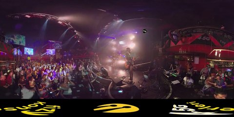 Model – 360 Derece Konser – Yalnızlık Senfonisi