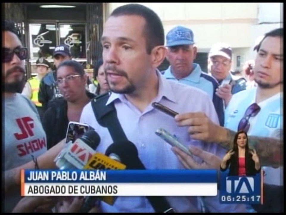 29 cubanos deportados en Ecuador