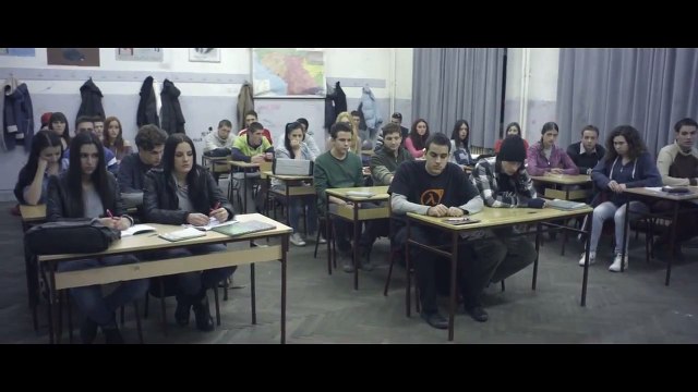 Pored mene (Next to Me)