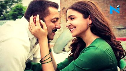 Ranveer Singh goes crazy while watching 'Sultan' in Paris