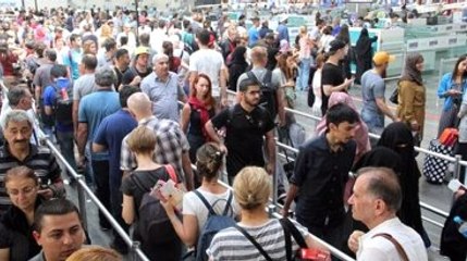 Atatürk ve Sabiha Gökçen Havalimanı'nda Yolcu Rekoru Kırıldı