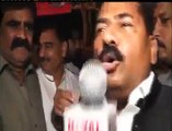 Funny Reporting -  Royal News reporter reporting in ghulabi urdu Yahan Saboot Phary Gaye Hain