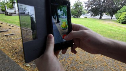 Pokémon Go - Capture d'un Pokémon à Huy