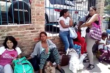 Estas fueron las palabras de una mujer en plena cola para entrar a un abasto
